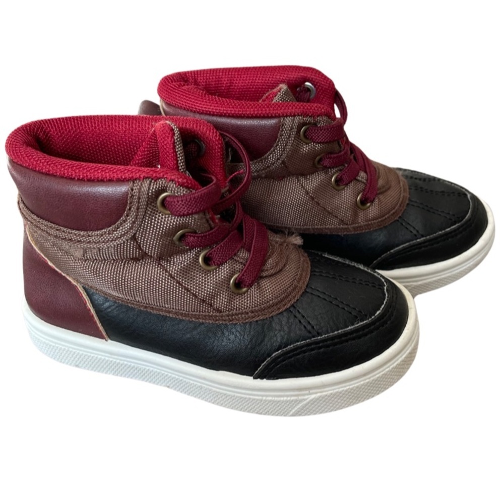 Oomphies boys shoes 7C